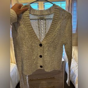 NEW American Eagle sweater, amazing quality